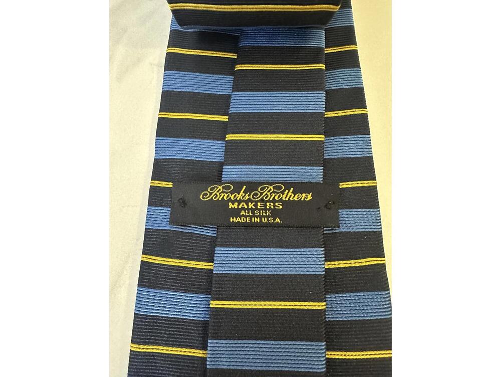 Brooks Brothers Makers classic navy/light blue/yellow striped silk necktie - Picture 2 of 2